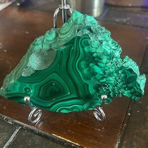 Polish slab of malachite crystallized awesome patterns velvet